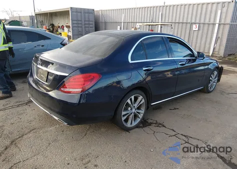 2017 Mercedes-Benz C 300 from USA, damaged, VIN 55SWF4JB8HU195647